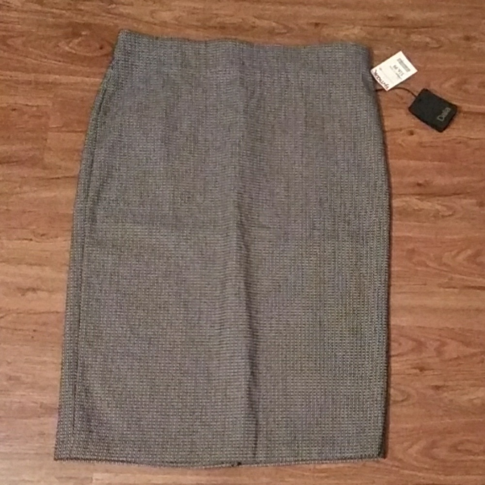 Black & White Dalia Skirt!!!